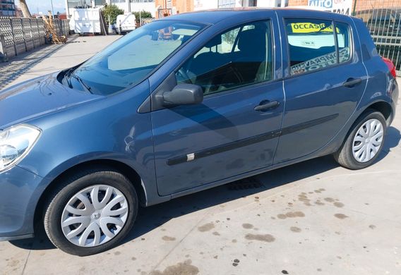 Renault Clio Storia 1.2 5 Porte