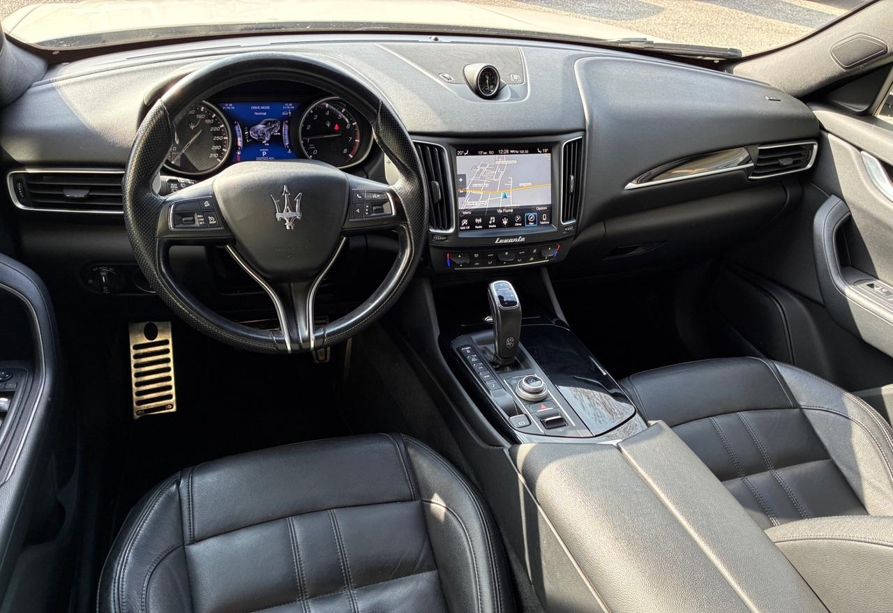 Maserati Levante 3.0 V6 Q4 Gransport MY2020