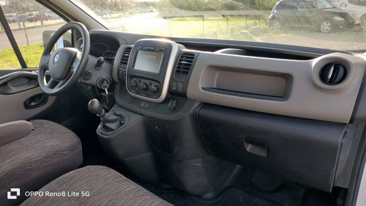 RENAULT trafic T27 1.6 dci 145cv L1H1 S&S E6 trafic T27 1.6 dci 145cv L1H1 S&S E6 IVA COMPRESA