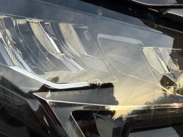 PEUGEOT 3008 BlueHDi 130 S&S EAT8 Allure Pack NAVI - LED - 18