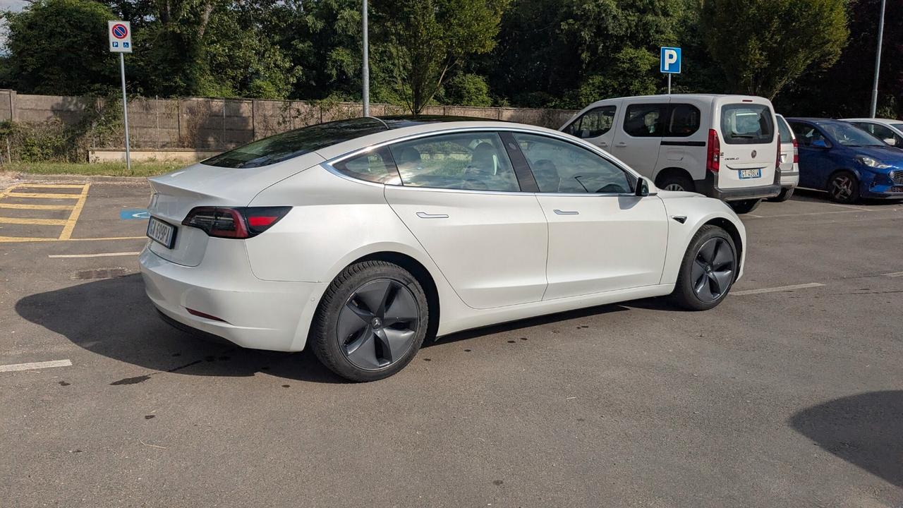 Tesla Model 3 Model 3 Standard RWD Plus