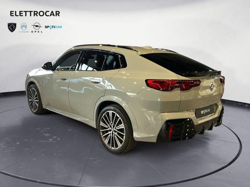 BMW X2 X2 sDrive 18d 150cv Automatica Msport con Gancio Traino