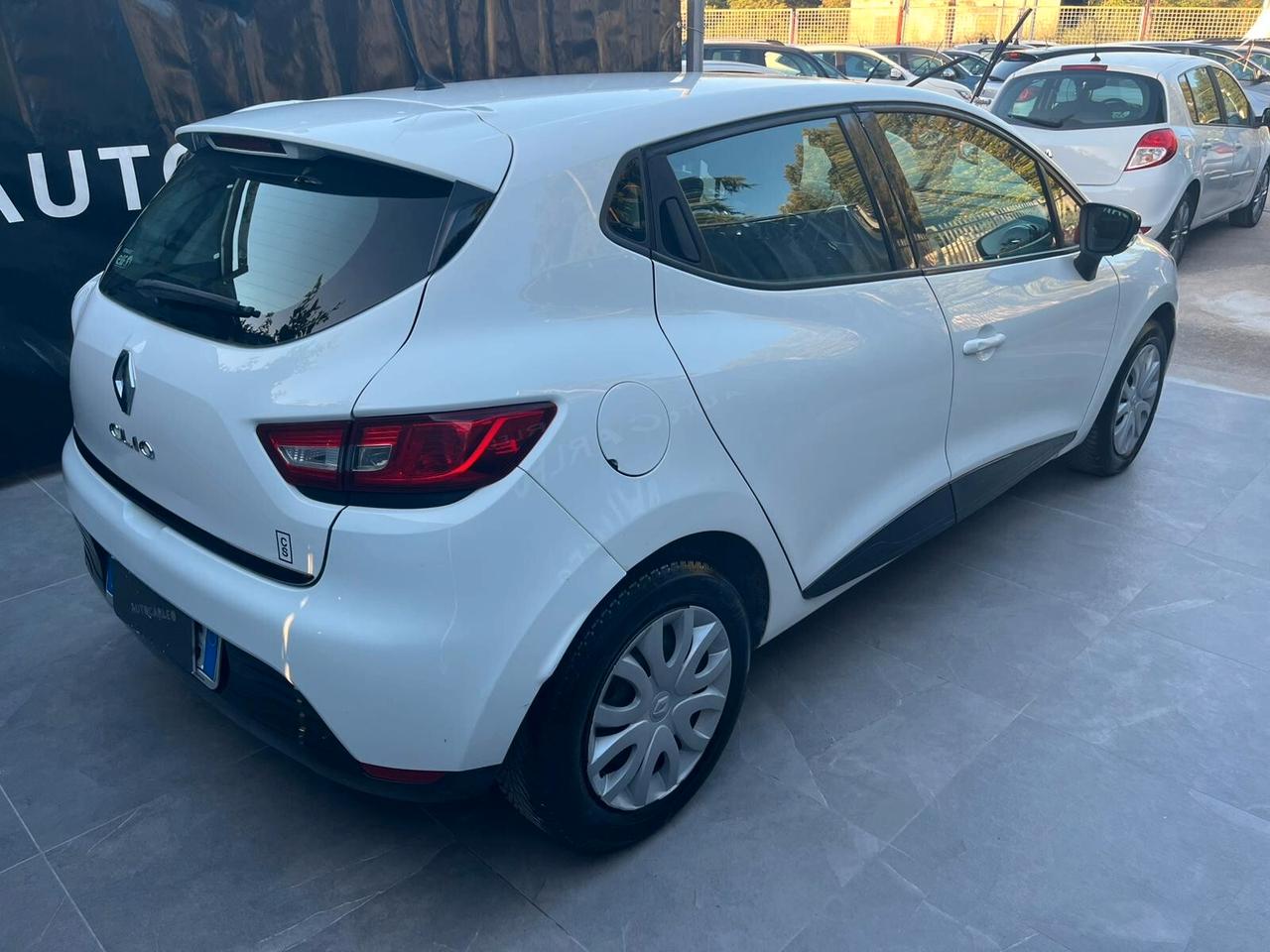Renault Clio 1.2 BENZINA E GPL DI SERIE