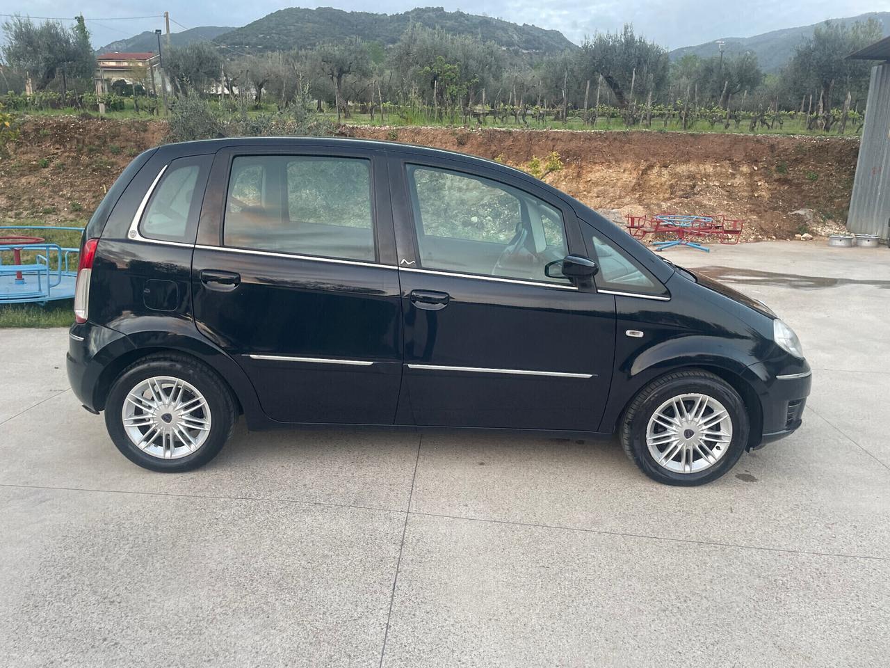 Lancia MUSA 1.4 16V Oro Plus