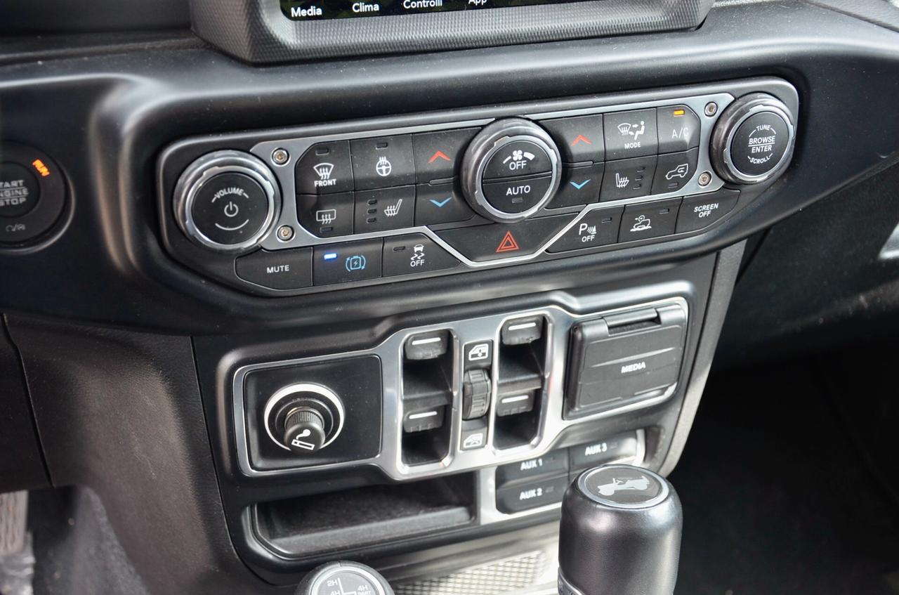 JEEP WRANGLER UNLIMITED 2.0 PHEV SAHARA 4xe 380cv AUTO, IVA COMPRESA, UFF ITALIANA, HI-FI ALPINE, FARI LED, PERMUTE