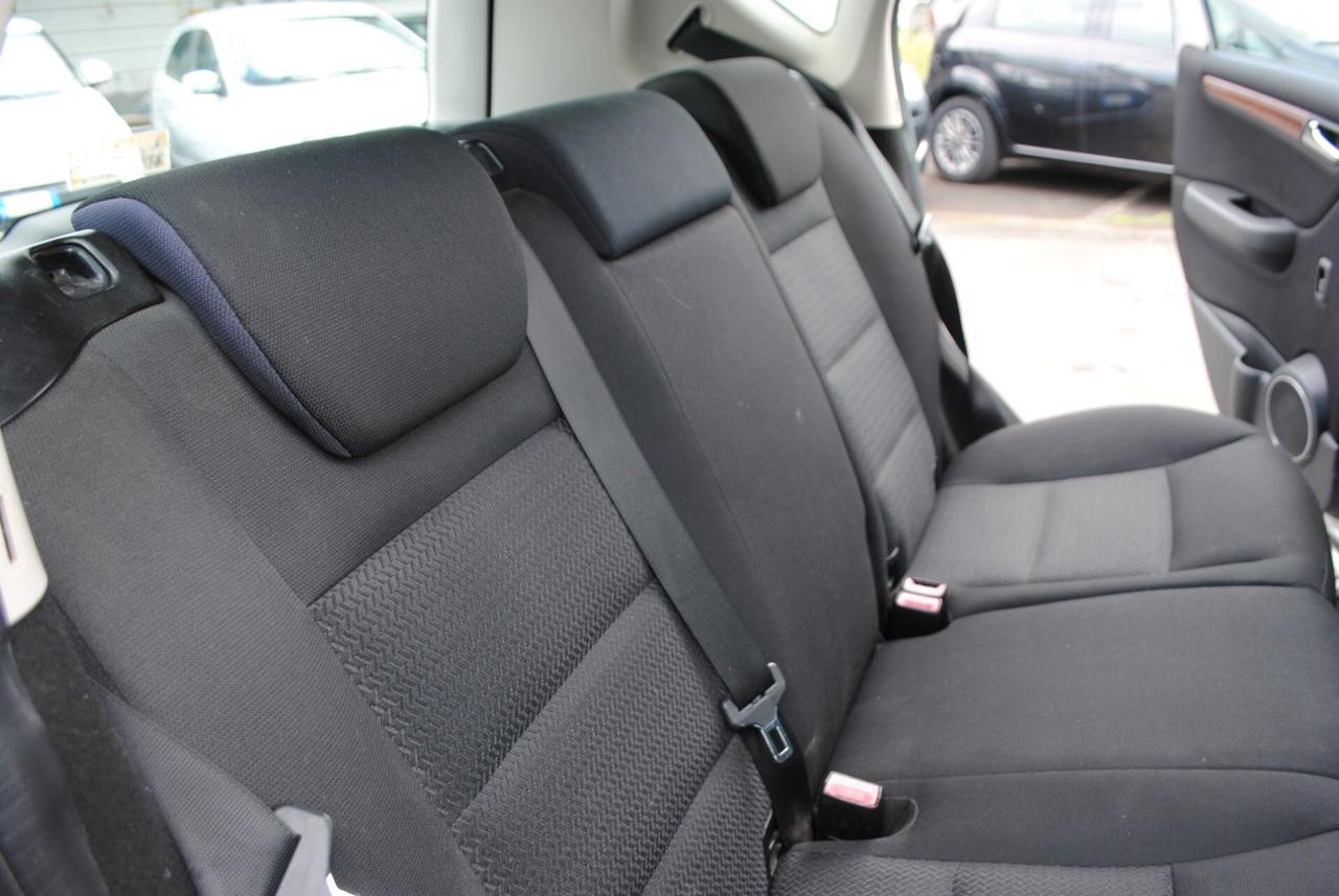 MERCEDES CLASSE A 1.5 95 CV OK NEOPATENTATI