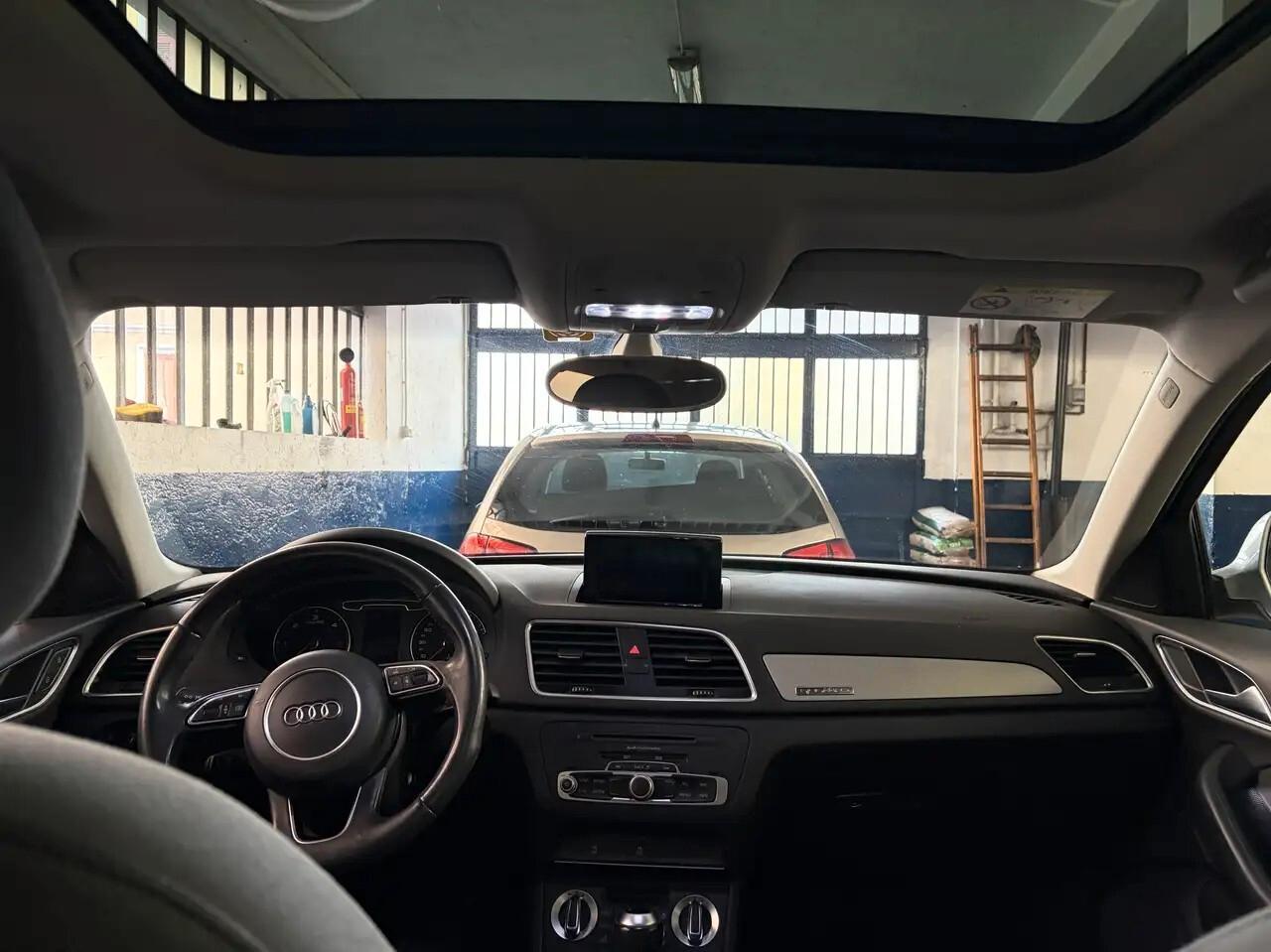 Audi Q3 2.0 tdi S line edition quattro 140cv s-tronic