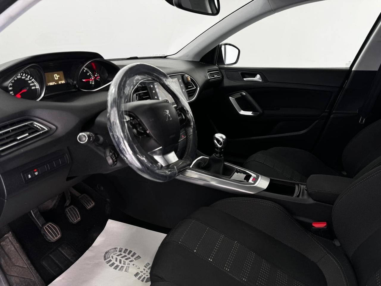 Peugeot 308 PureTech Turbo 130 S&S Allure