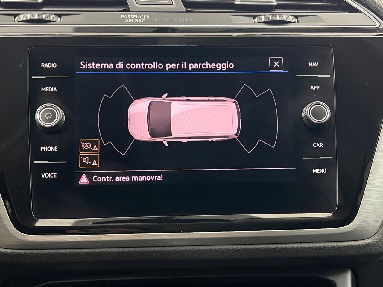 VOLKSWAGEN Touran III 2015 Touran 2.0 tdi Business dsg