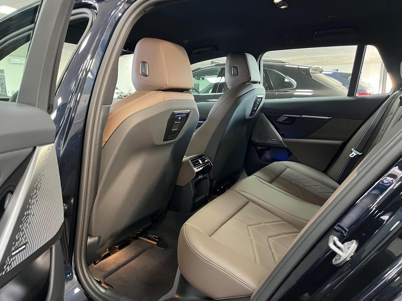 BMW 540 540d Touring 48V xdrive MSport auto