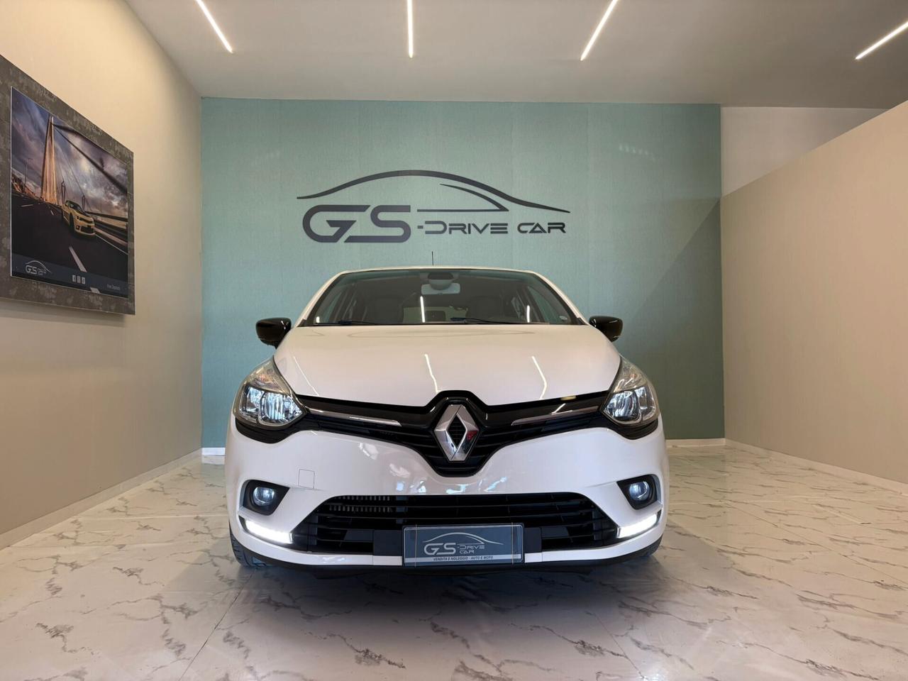 Renault Clio dCi 8V 90 CV EDC 5 porte Duel
