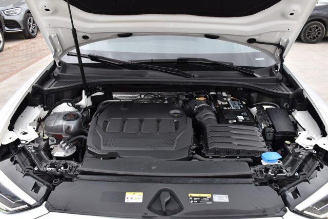 AUDI Q3 35 TDI S tronic Business Advanced