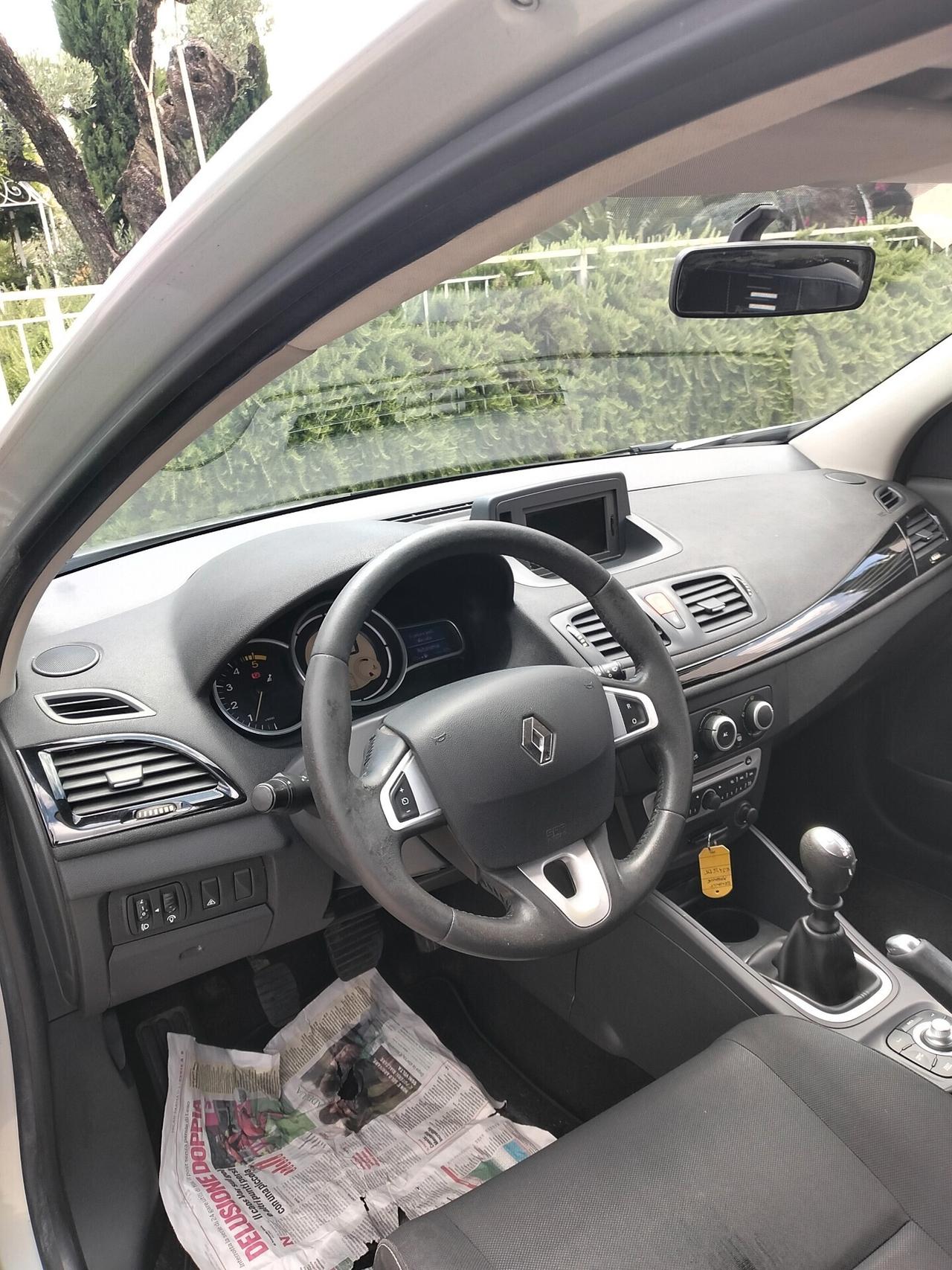 Renault Megane Mégane 1.5 dCi 110CV EDC Attractive