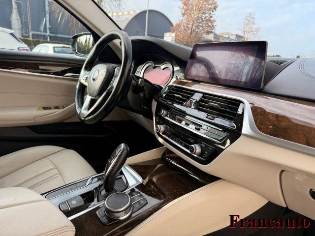 BMW 530 d xDrive Touring Luxury