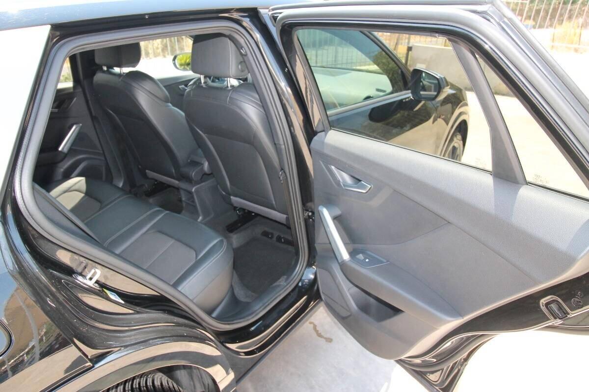 Audi Q2 1.6 TDI Sport 116 6marce|11.2016