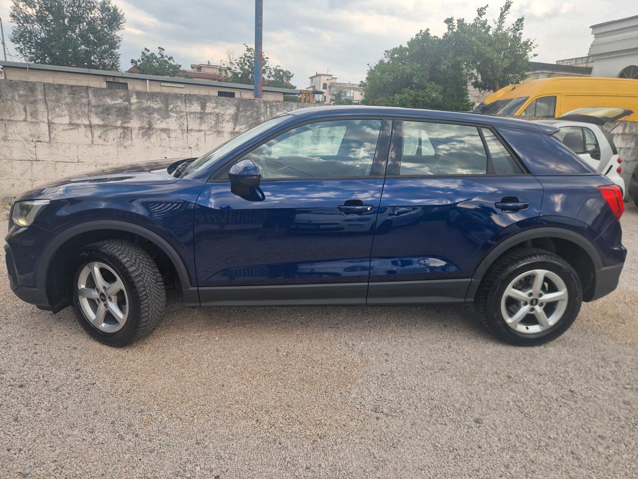 Audi Q2 30 TDI S tronic Business Advanced