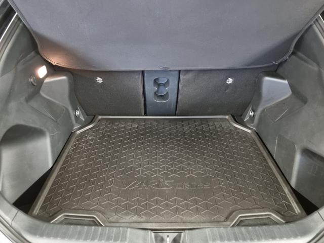 TOYOTA Yaris Cross 1.5 Hybrid 5p. E-CVT AWD-i Adventure