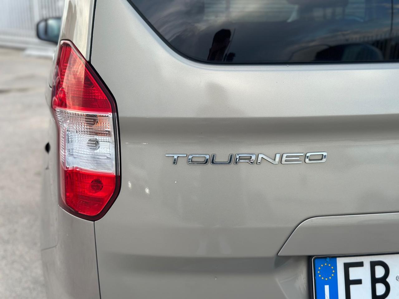 Ford Tourneo Courier 2015 1.6 TDCI 95 CV Titanium XFETTA