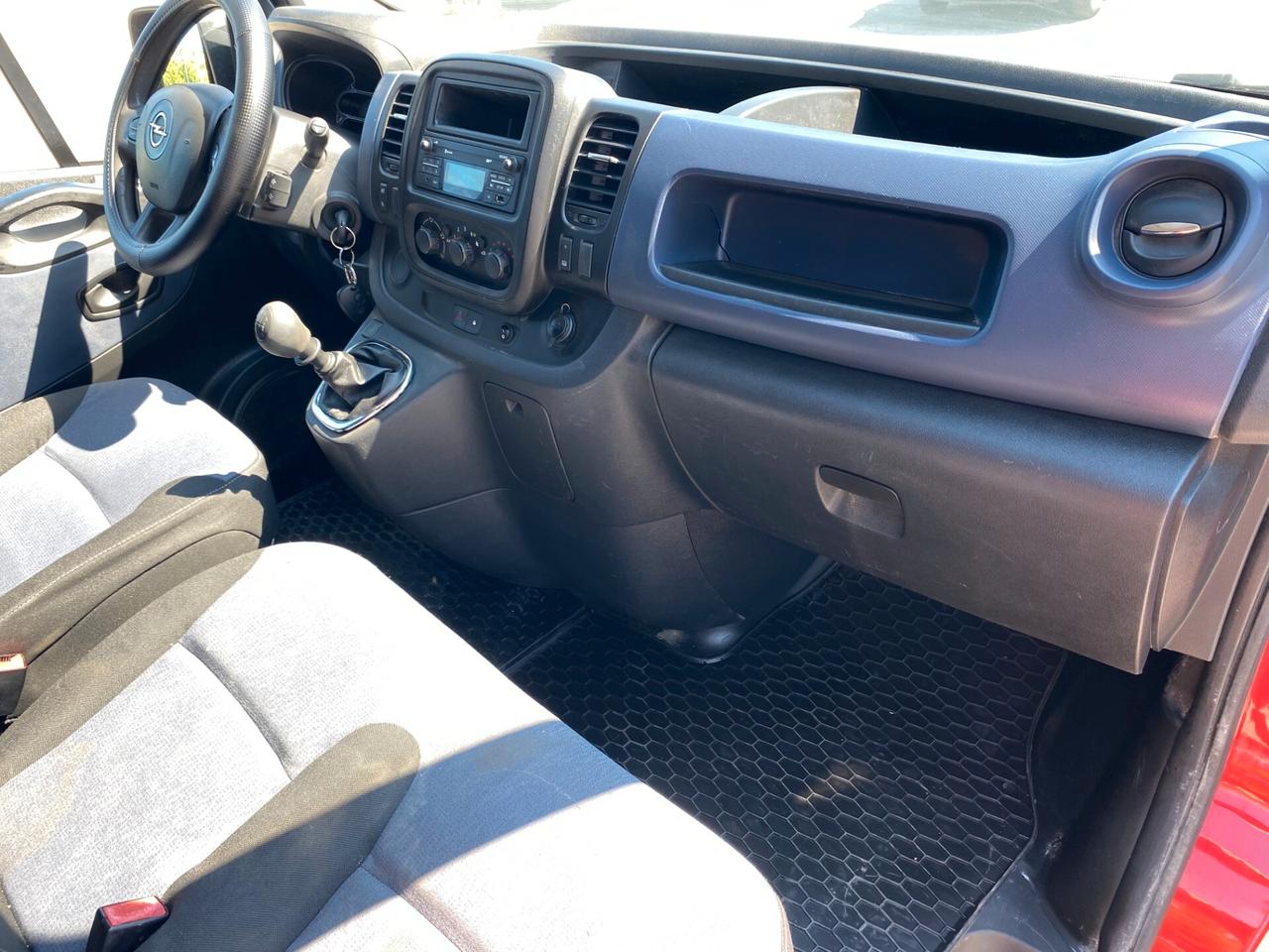 OPEL VIVARO CDTI