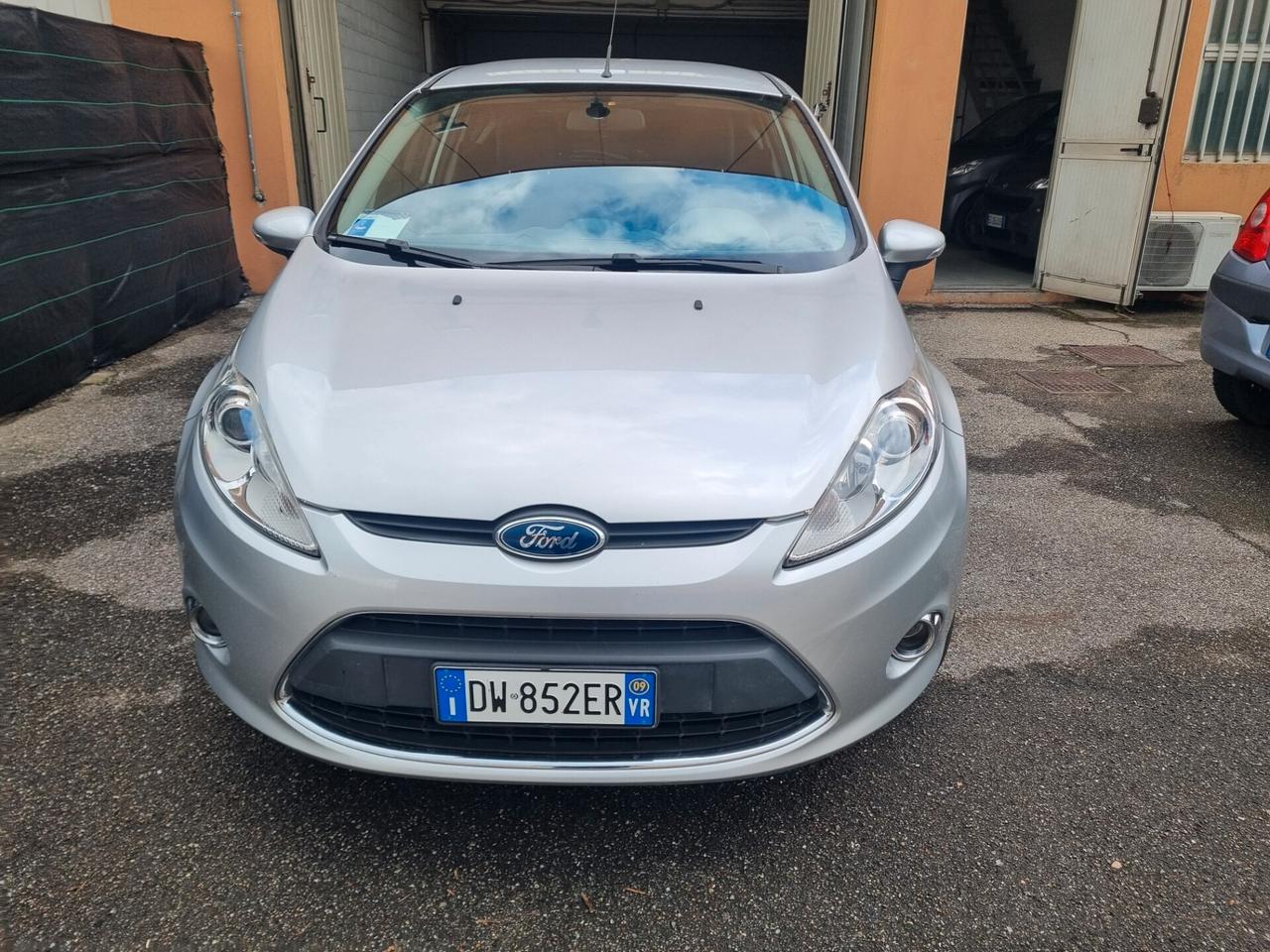 Ford Fiesta 1.2 82CV 3 porte Titanium unica