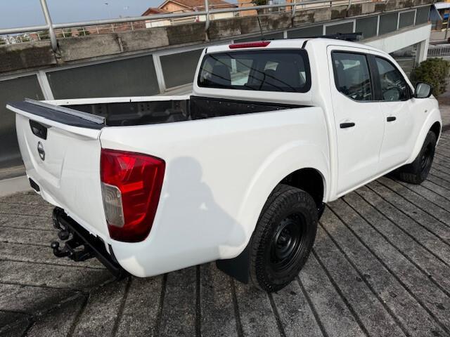 Nissan Navara 2.3 dCi 4WD Double Cab Manuale
