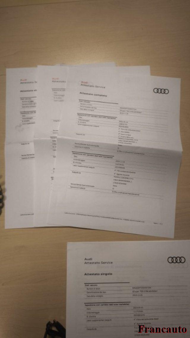 AUDI Q5 40 TDI quattro S tronic Business Design