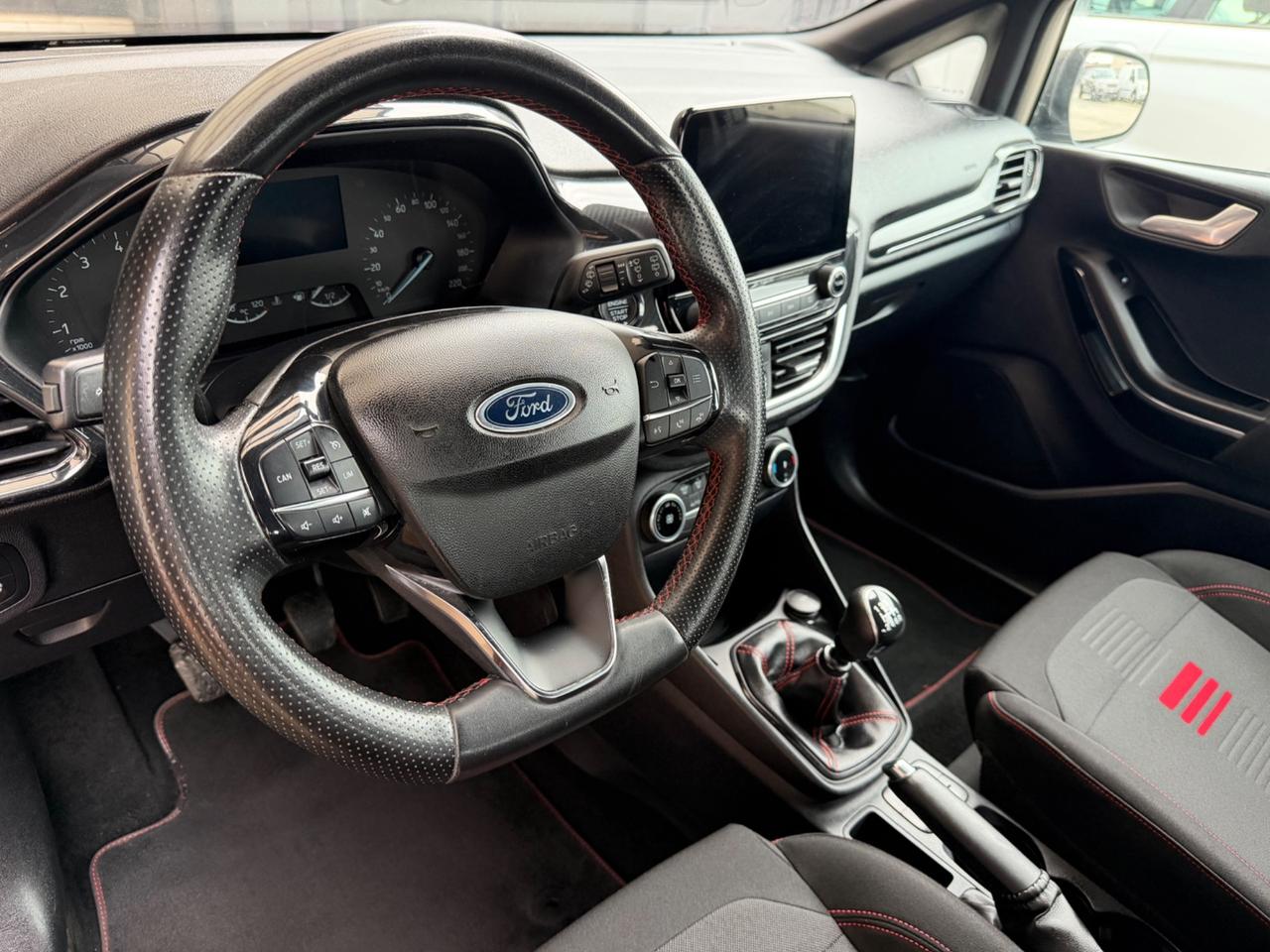Ford Fiesta 1.0 Ecoboost Hybrid 125 CV 5 porte ST-Line