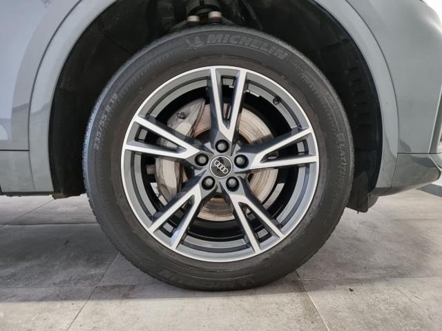 AUDI Q5 50 TFSI e quattro S tronic S line s-line