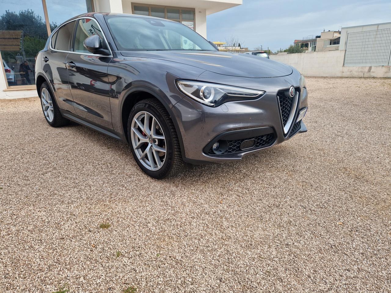 Alfa Romeo Stelvio 2.2 Turbodiesel 210 CV AT8 Q4 Veloce