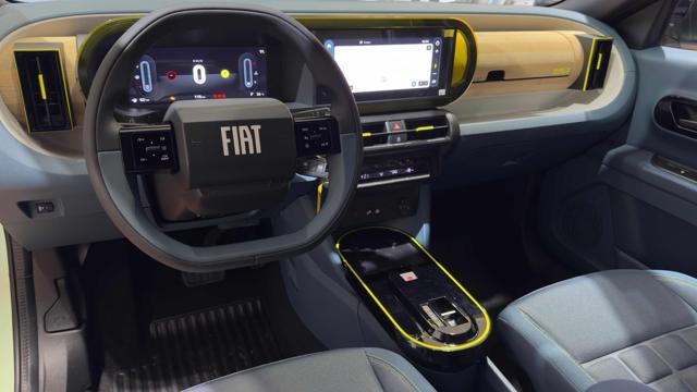 FIAT Grande Panda 1.2 Hybrid 110 CV S&S La Prima uff. Italiana
