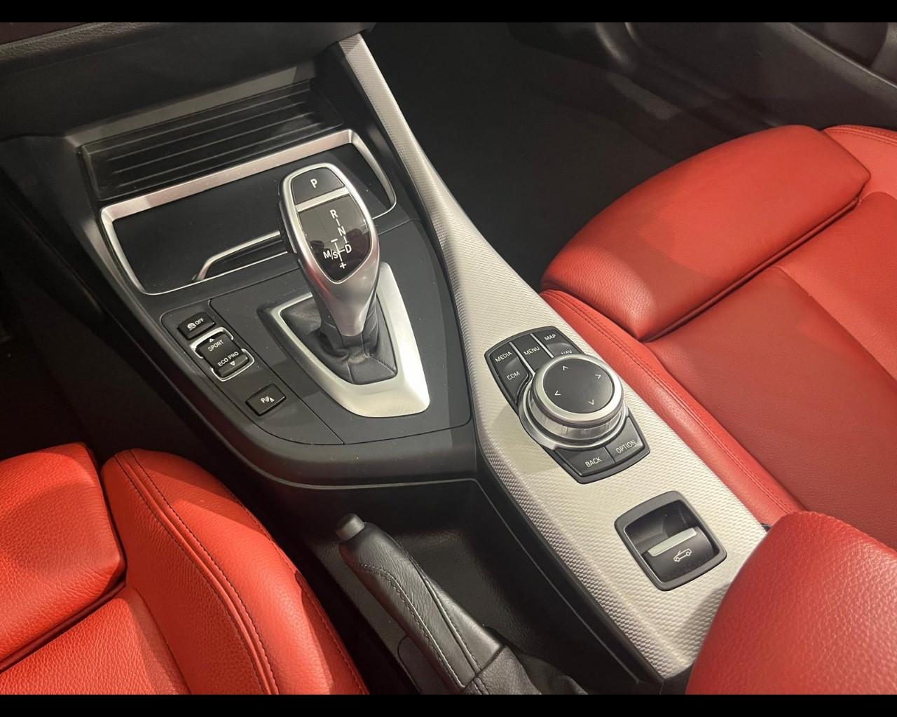 BMW Serie 2 Cabrio(F23) - 220d Cabrio Msport