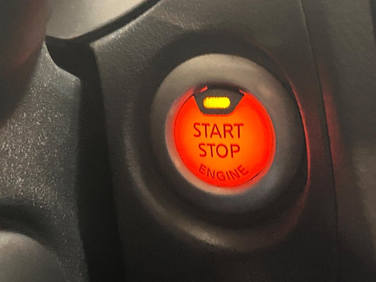 Nissan Juke 1500 dci 110 cv TEKNA