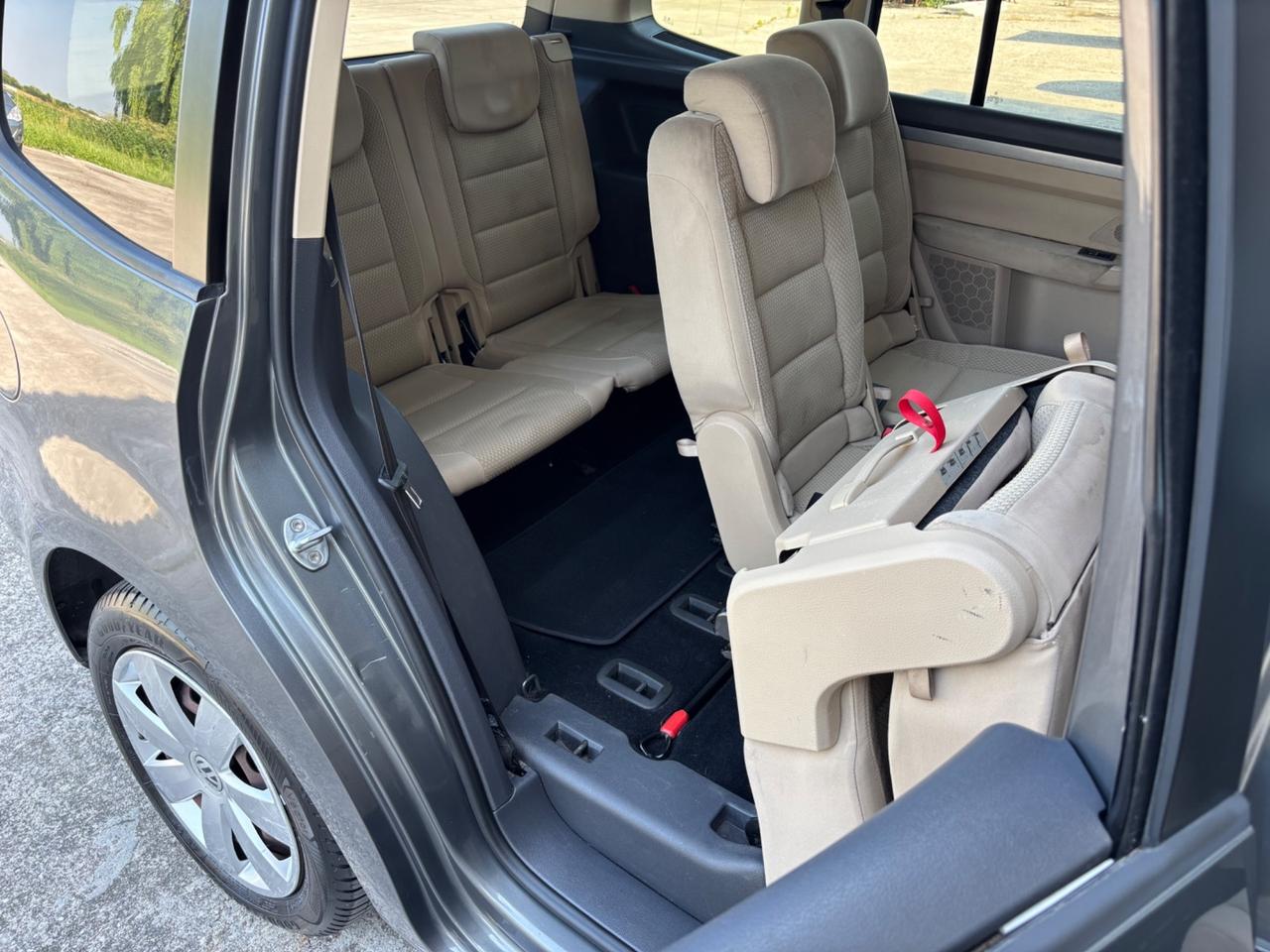 Volkswagen Touran 1.6 TDI 7 POSTI. Garanzia