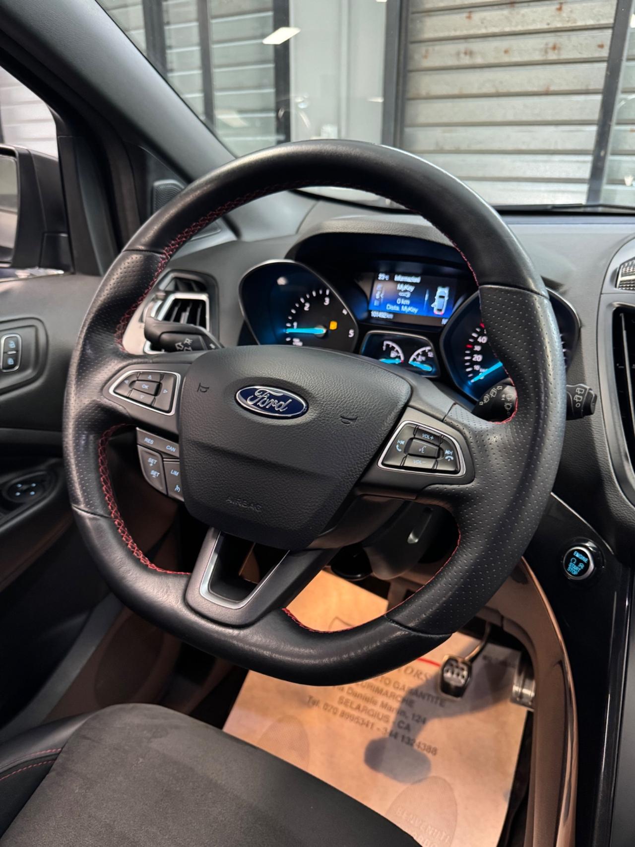 Ford Kuga 1.5 TDCI 120 CV ST-Line Finanziabile