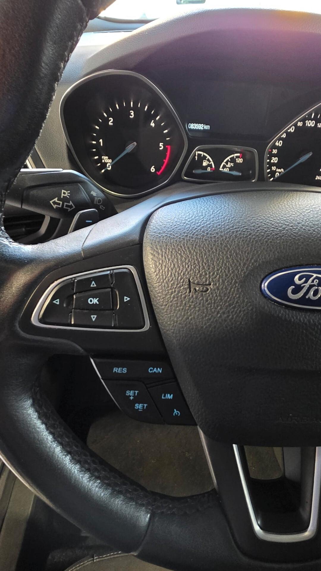 Ford Kuga 2.0 TDCI 150 CV S&S 4WD ST-Line