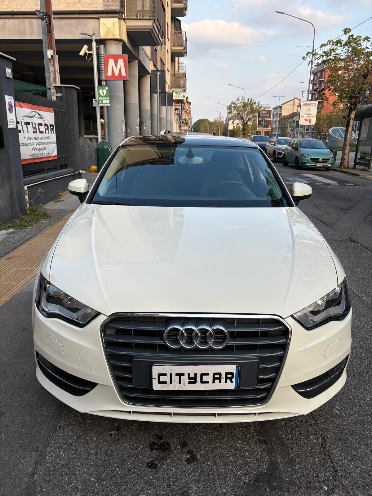 Audi A3 1.4 TFSI Young Sport Tetto panoramico