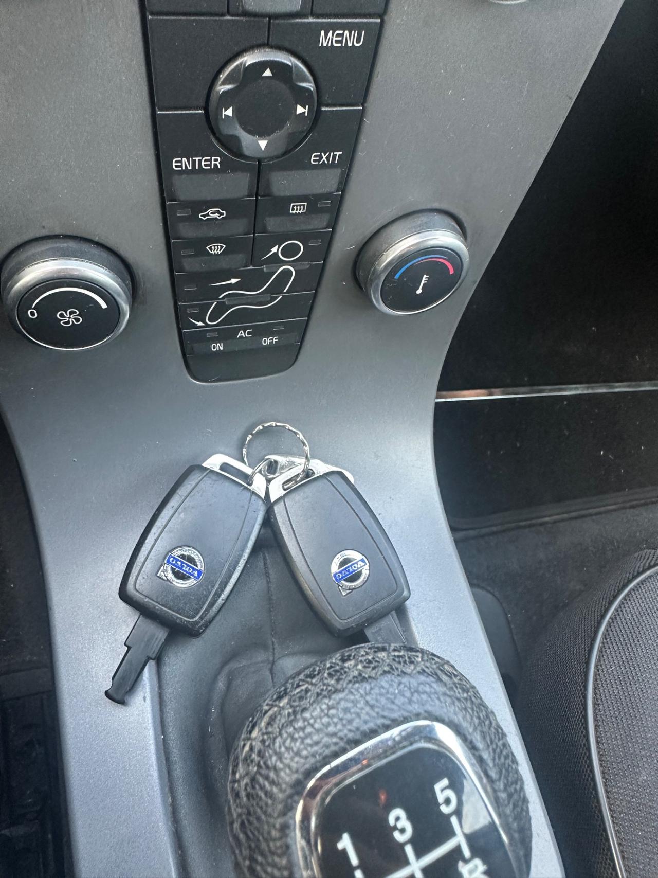 Volvo S40 1.6 16V cat Summum