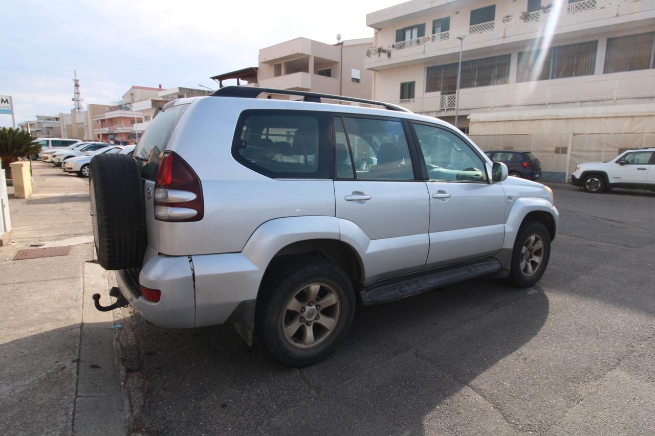 Toyota Land Cruiser 3.0 D-4D 16V cat 5 porte Sol