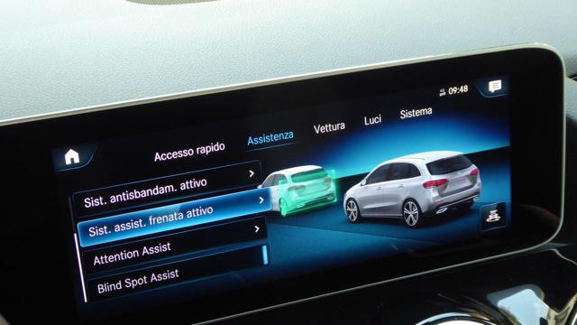 MERCEDES-BENZ B 180 d Automatic AMG