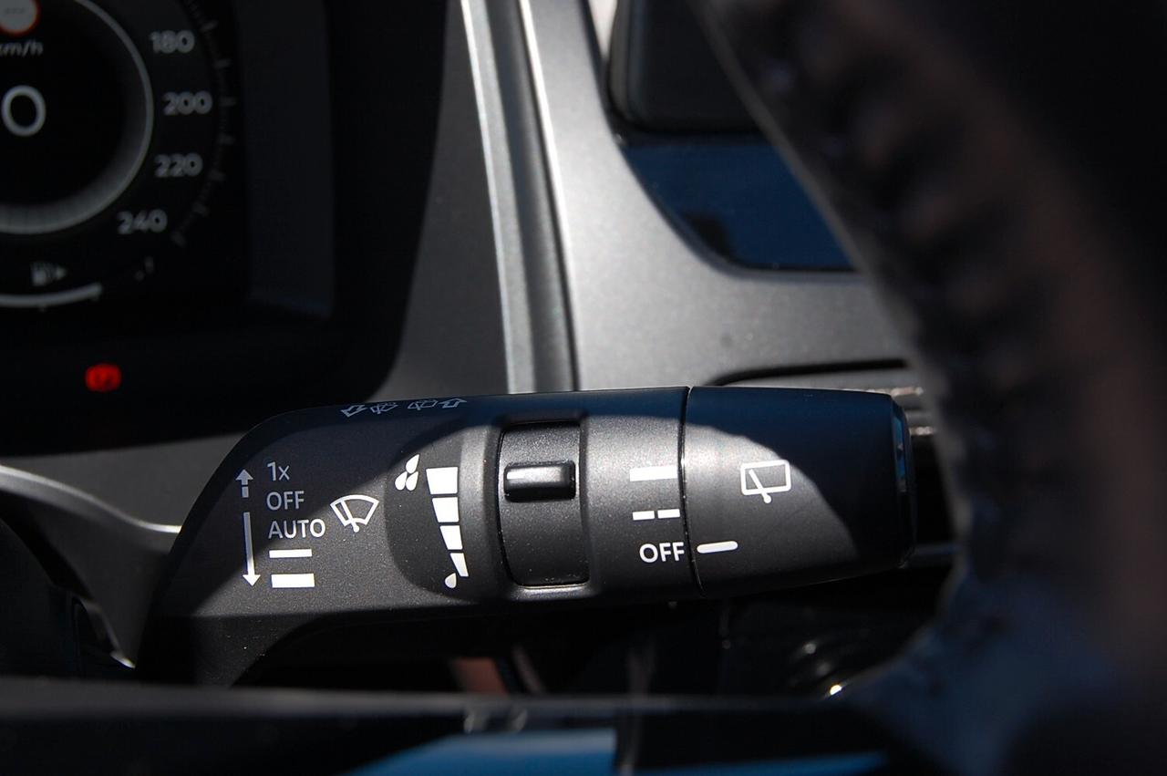 Nissan Qashqai MHEV 140 CV N-Connecta