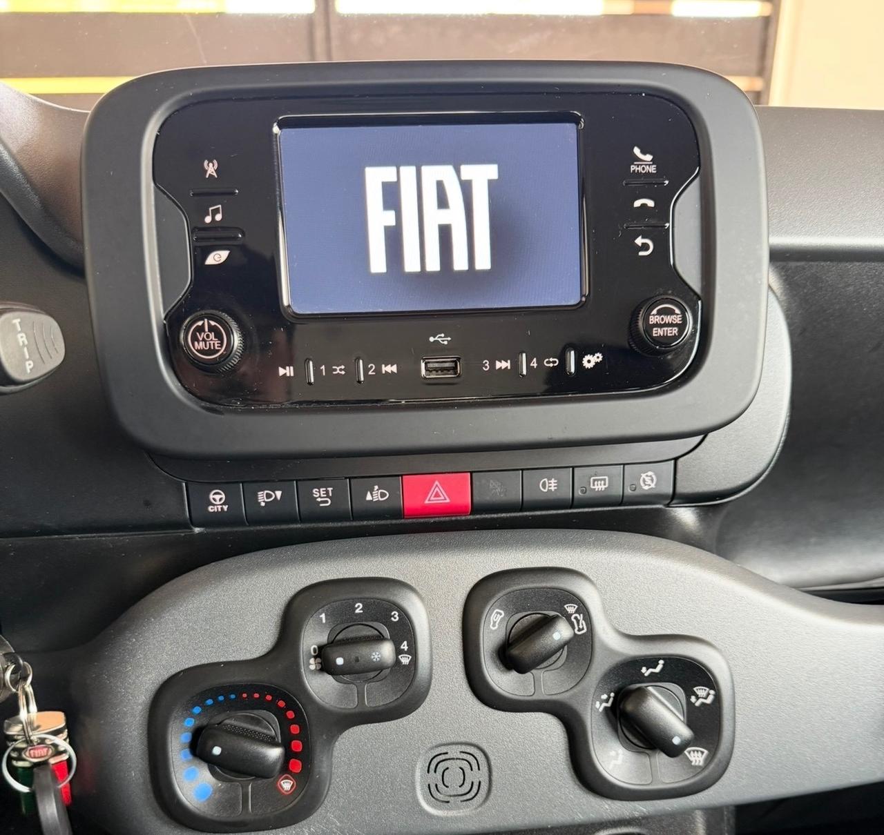 Fiat Panda unico proprietario accessoriata garanzia