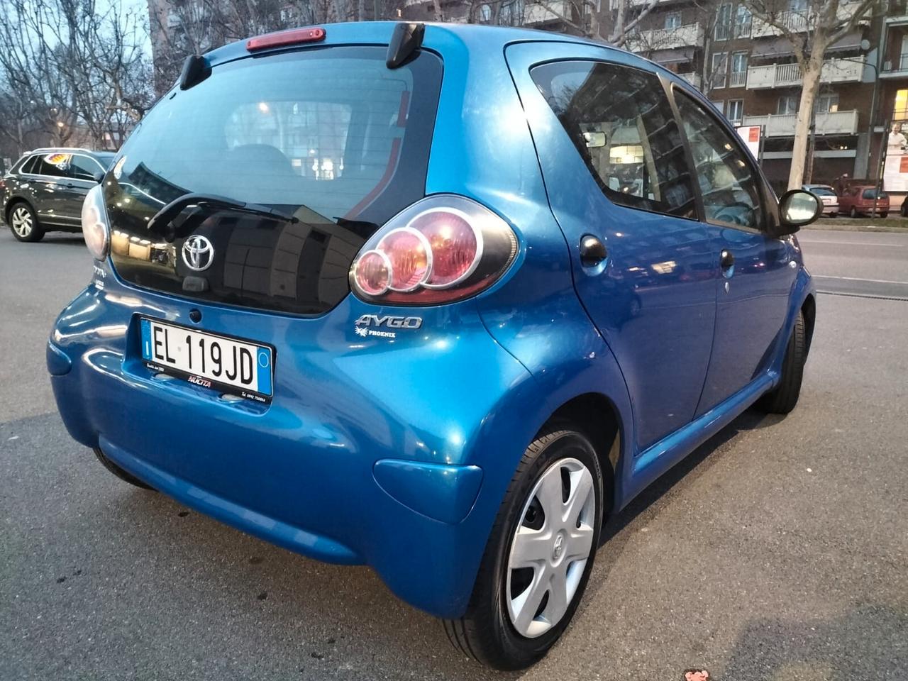 Toyota Aygo - solo 60.000 Km