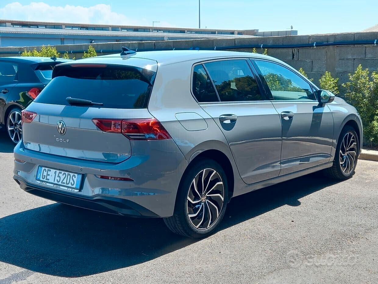 Volkswagen Golf 1.0 TSI EVO Life