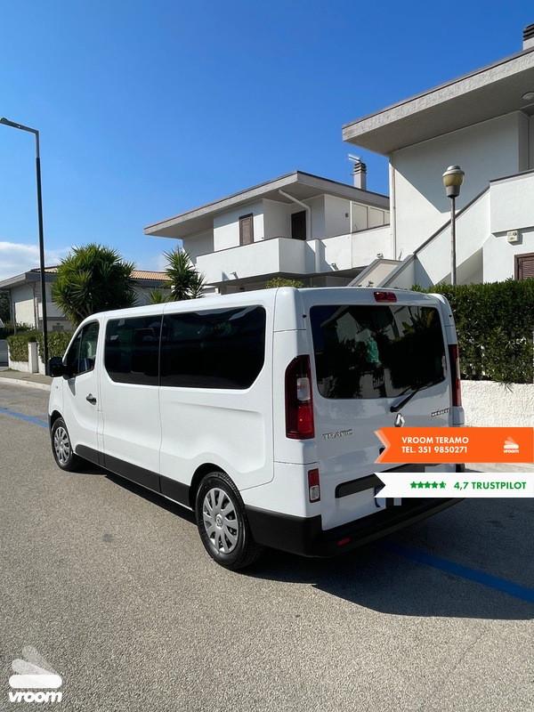 RENAULT Trafic 2.0 dCi 120CV DISABILI