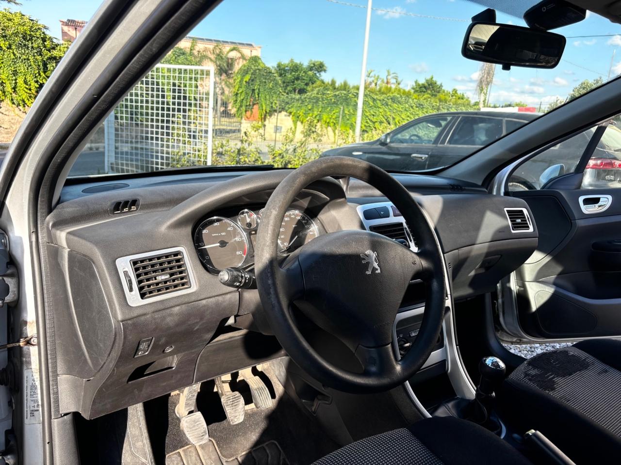 Peugeot 307 1.6 16V HDi 90CV 5p. XT