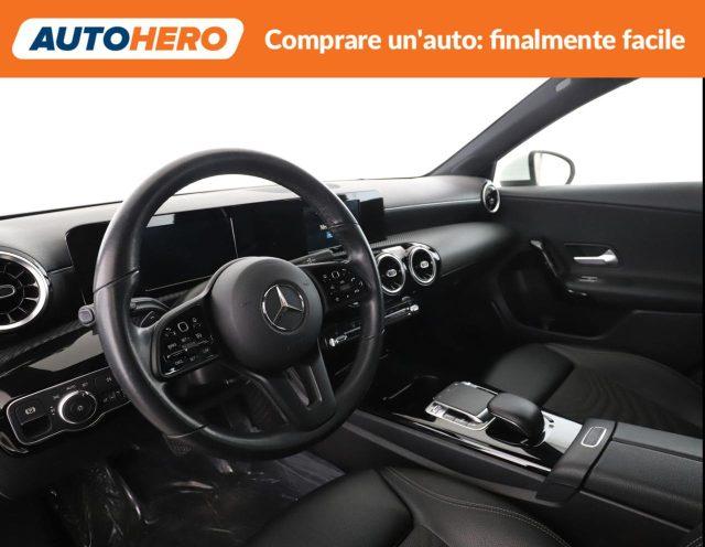 MERCEDES-BENZ A 180 d Automatic Business Extra