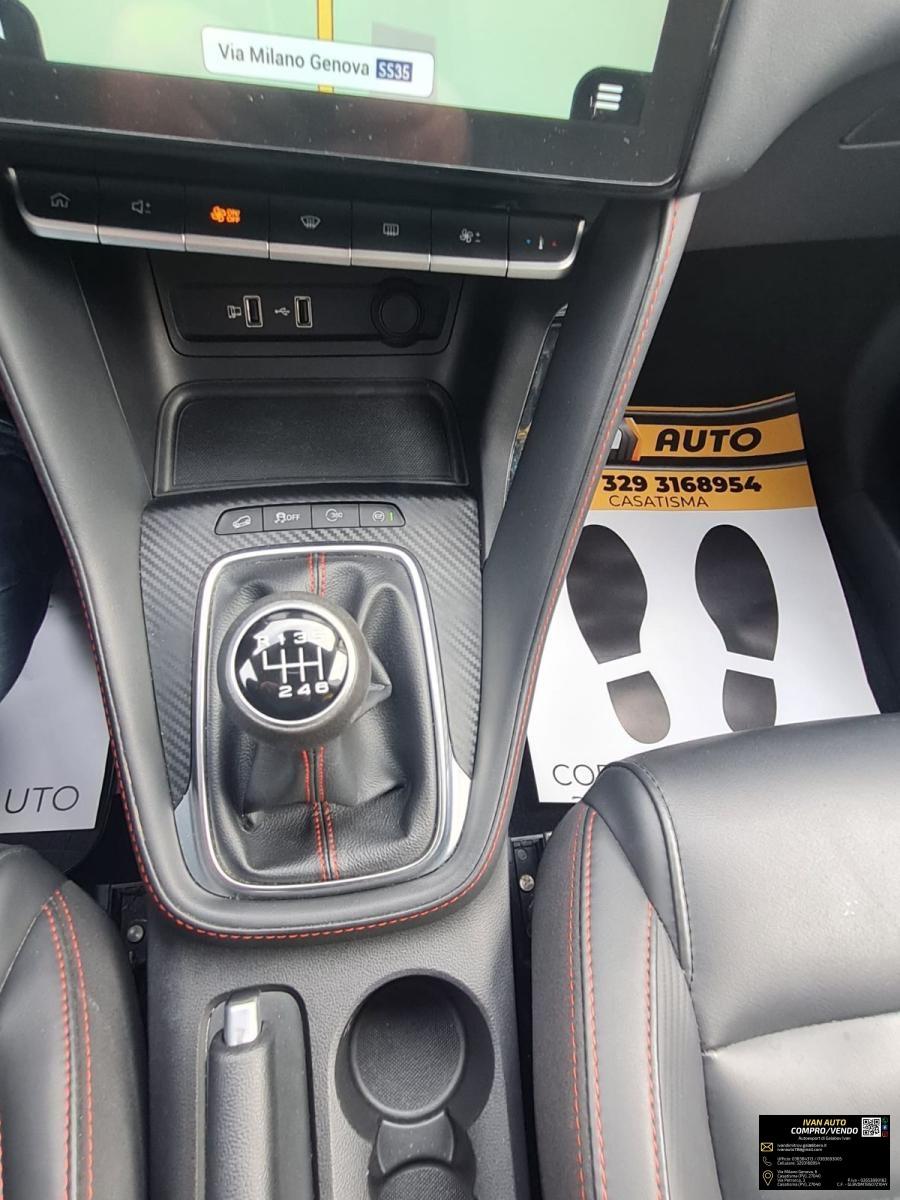 MG ZS Luxury Benzina-45.000 Km - Anno 2023