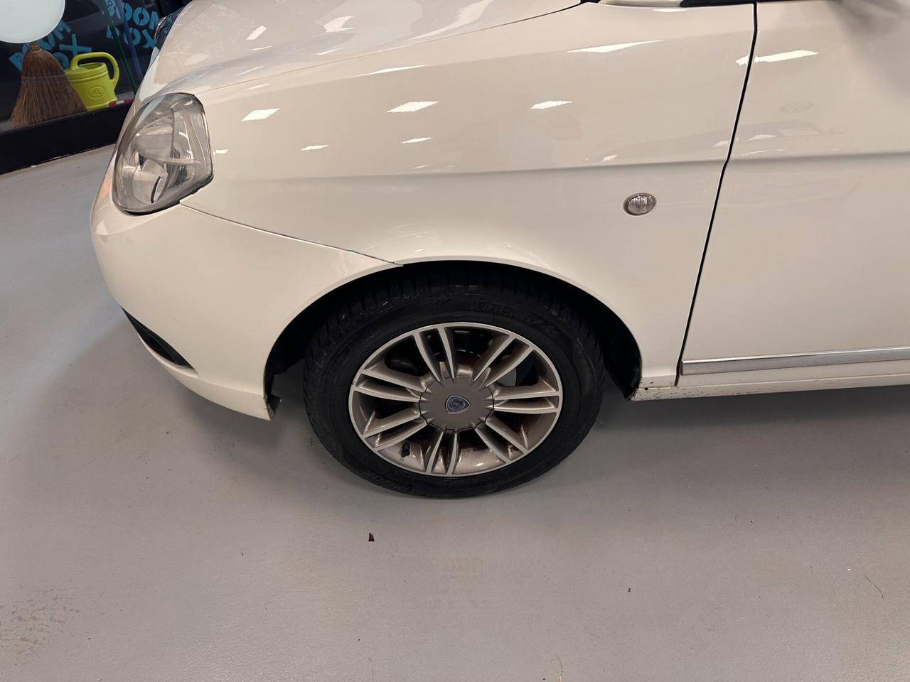LANCIA YPSILON 1.2 BENZINA