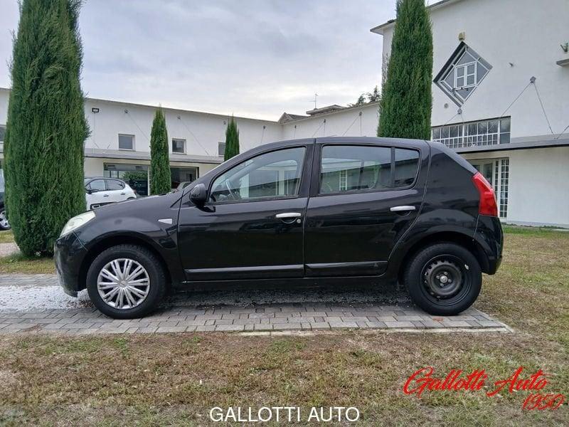 Dacia Sandero 1.4 GPL 75cv