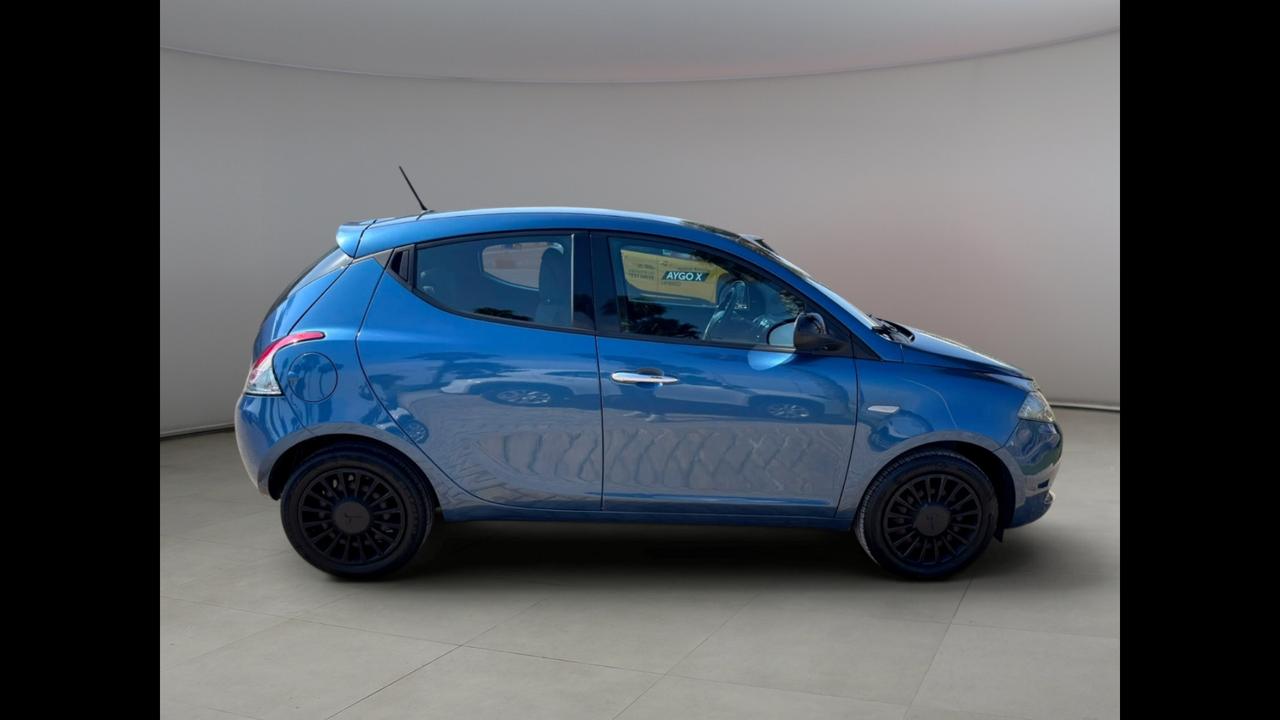 LANCIA Ypsilon III 2021 - Ypsilon 1.0 firefly hybrid Silver s&s 70cv